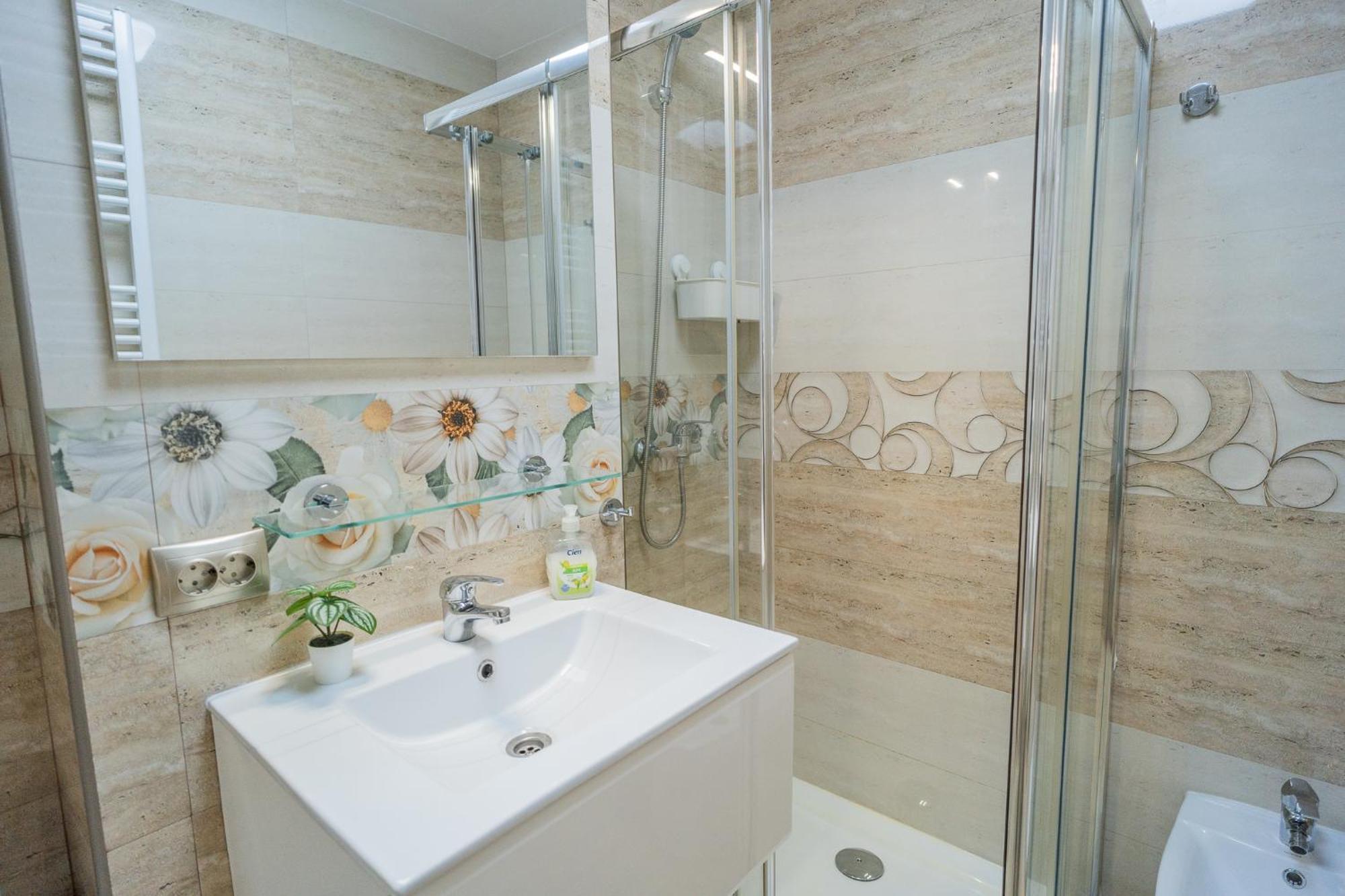 Luxury 2Br On Decebal Avenue Apartment Bucharest Exterior photo