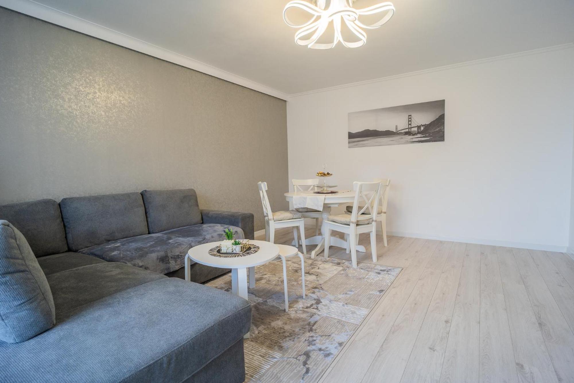 Luxury 2Br On Decebal Avenue Apartment Bucharest Exterior photo