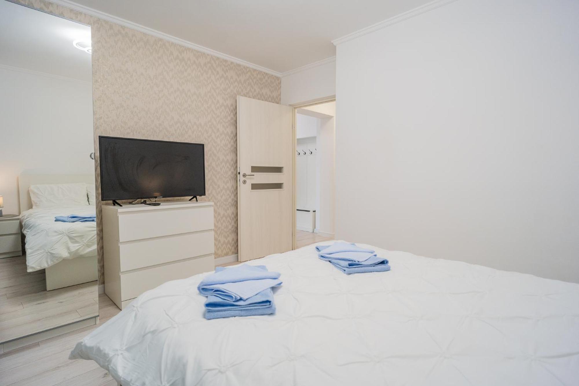 Luxury 2Br On Decebal Avenue Apartment Bucharest Exterior photo