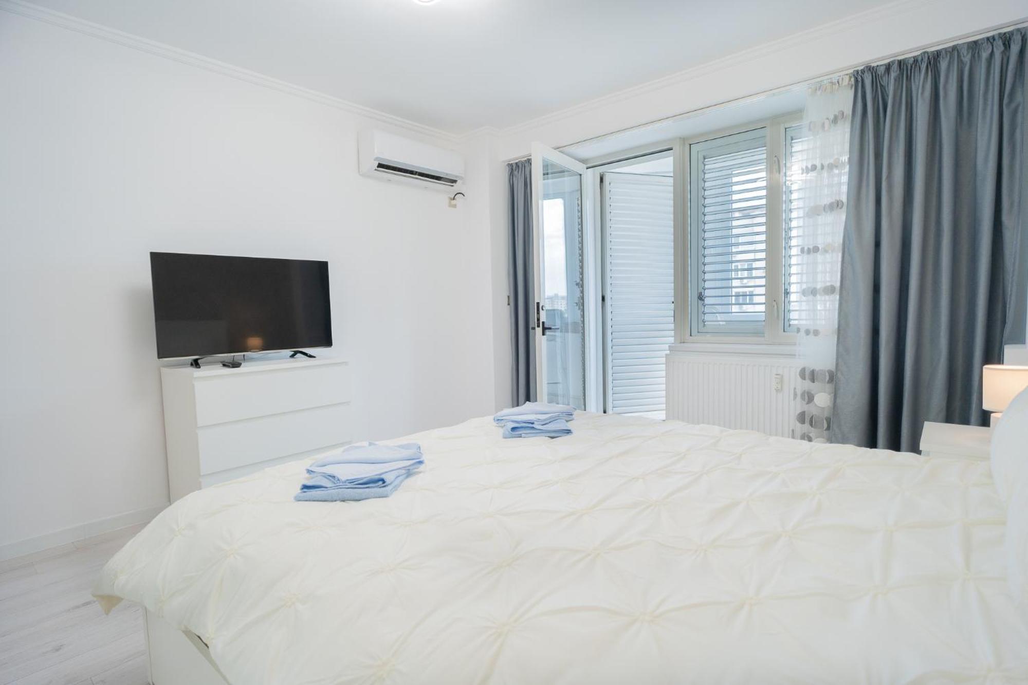 Luxury 2Br On Decebal Avenue Apartment Bucharest Exterior photo